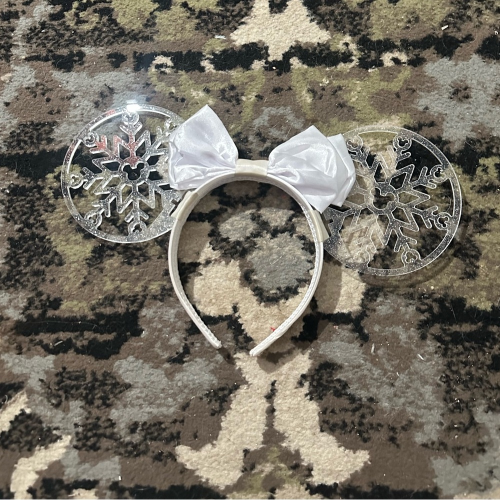 BoxLunch Christmas snowflake ears